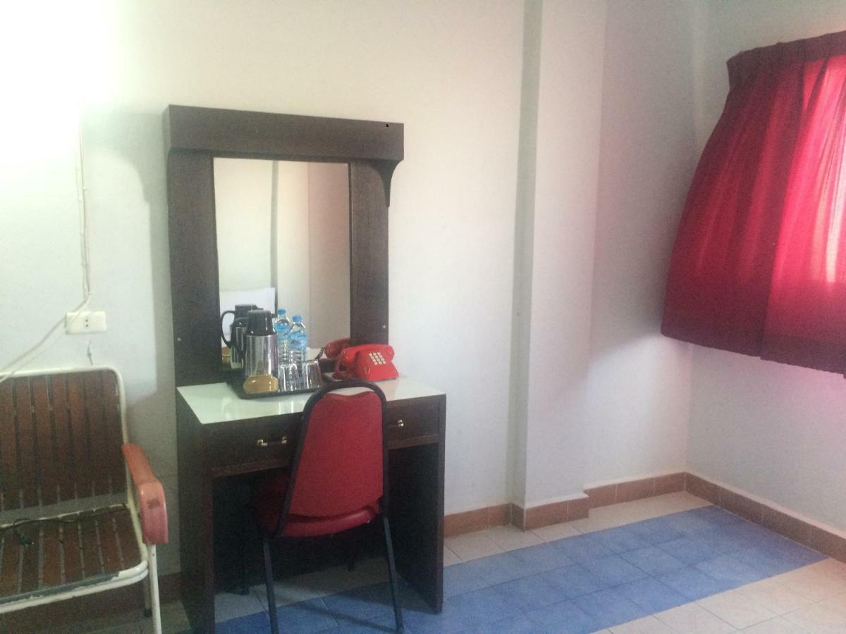 Thairungruang Hotel Surat Thani Dış mekan fotoğraf