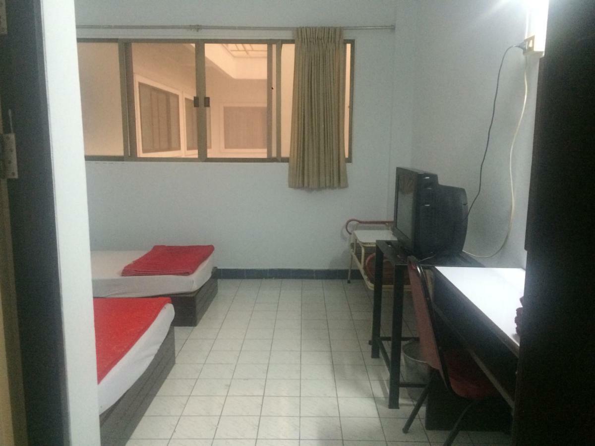 Thairungruang Hotel Surat Thani Dış mekan fotoğraf