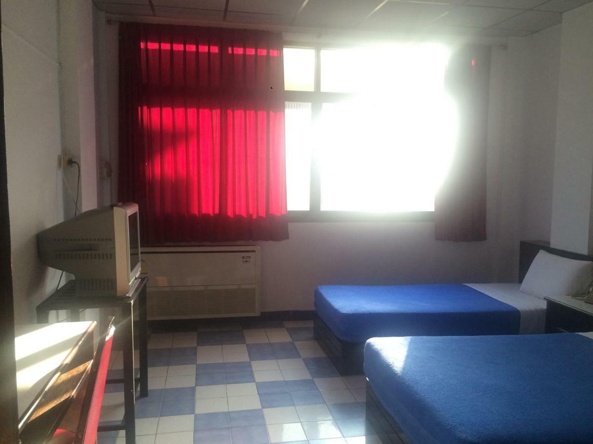 Thairungruang Hotel Surat Thani Dış mekan fotoğraf