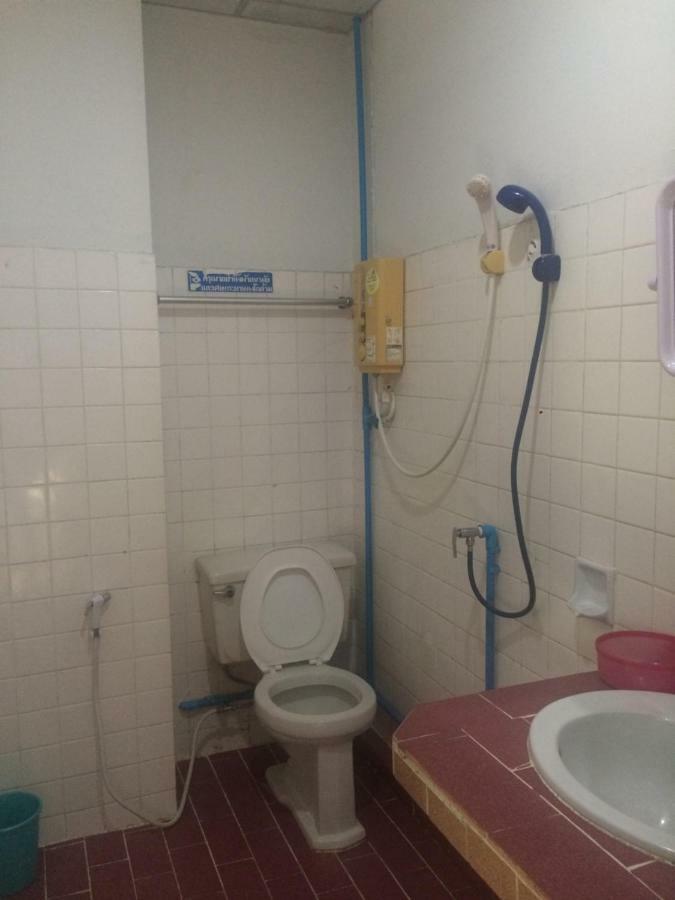 Thairungruang Hotel Surat Thani Dış mekan fotoğraf