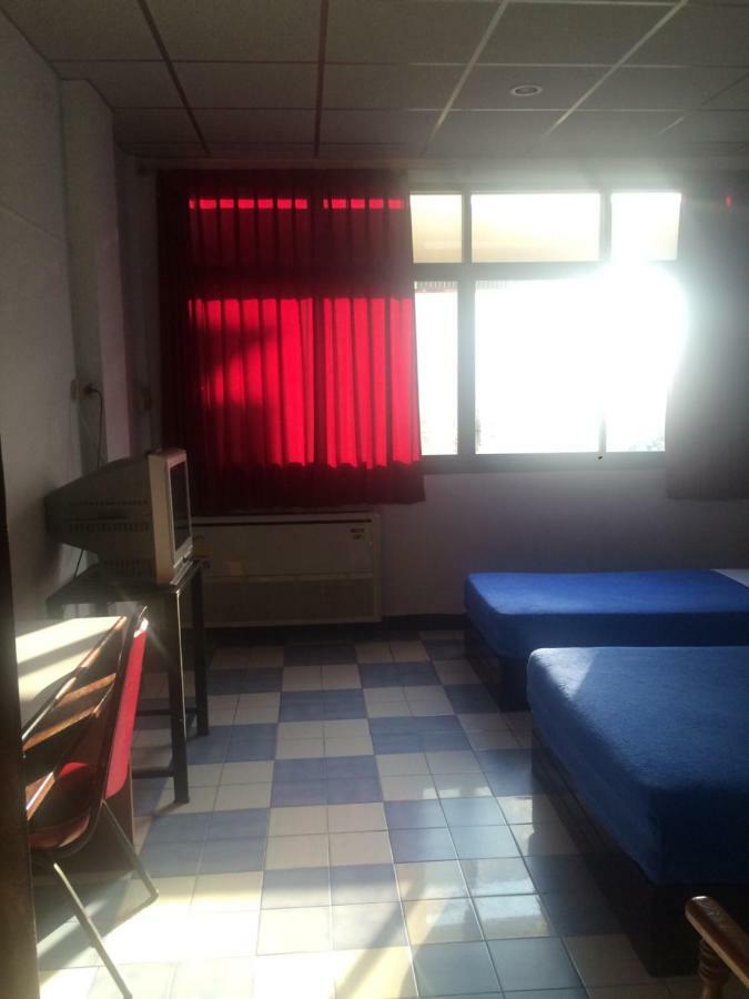 Thairungruang Hotel Surat Thani Dış mekan fotoğraf
