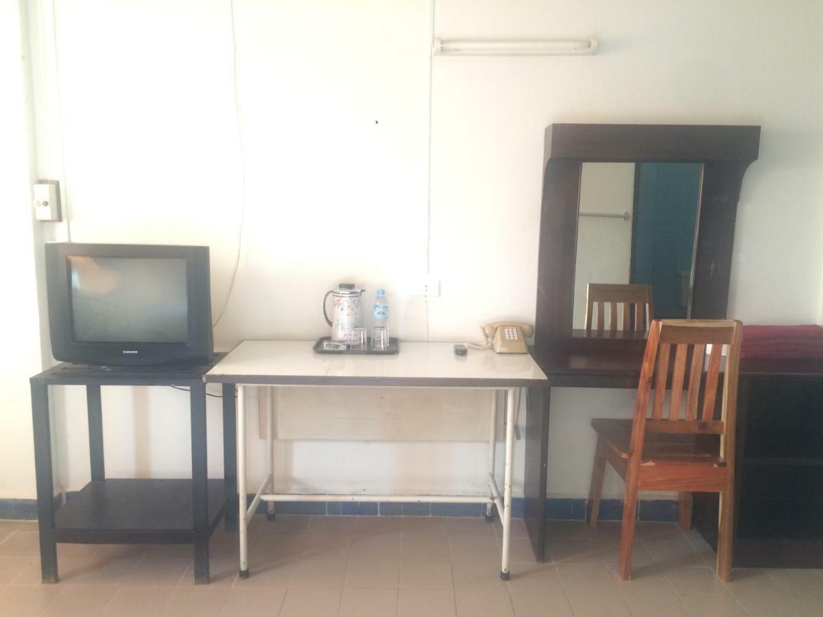 Thairungruang Hotel Surat Thani Dış mekan fotoğraf
